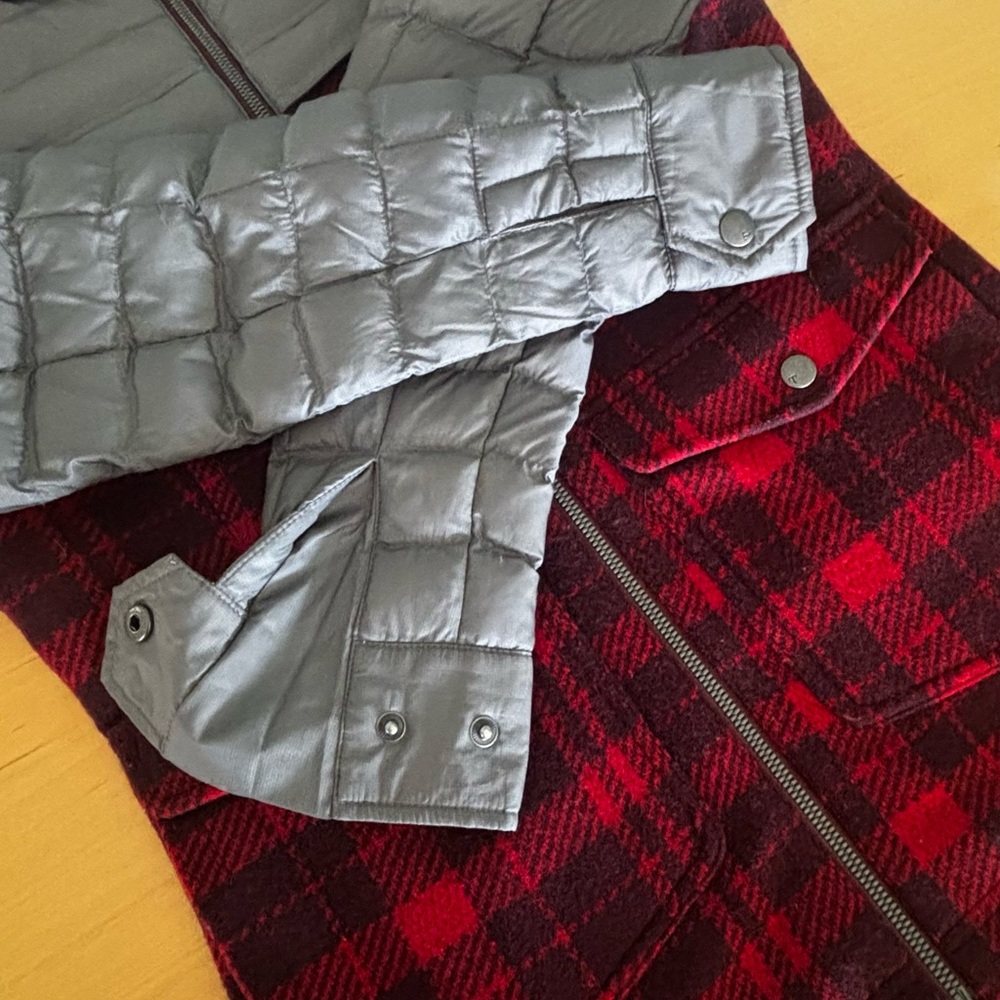 Toad&Co Red and Gray Plaid Jacket - Picture 3 of 10